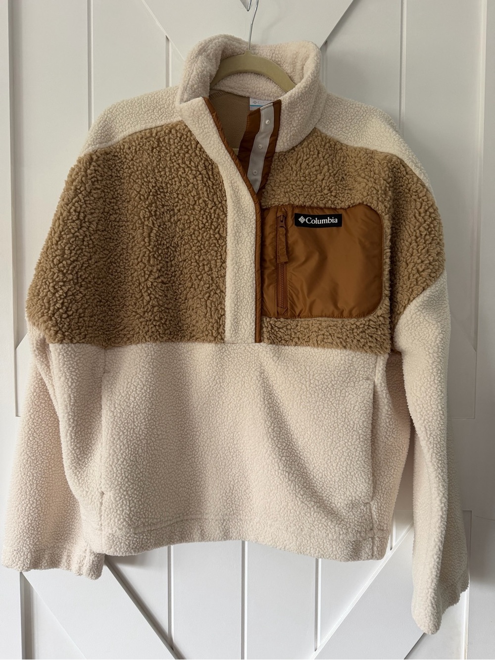 Columbia Cream and Tan Sherpa Pullover